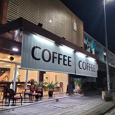 Chaiyee Coffee Chiang Mai Exterior photo