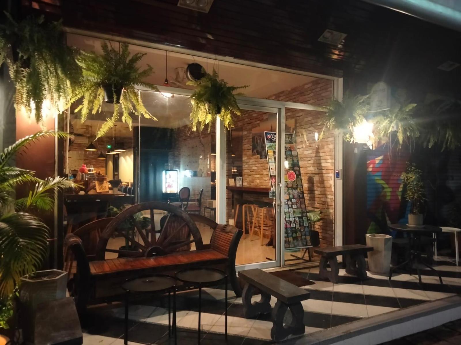 Chaiyee Coffee Chiang Mai Exterior photo
