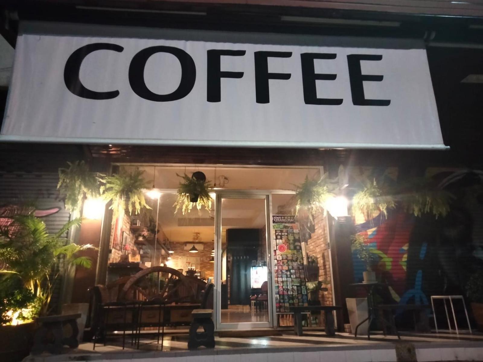 Chaiyee Coffee Chiang Mai Exterior photo